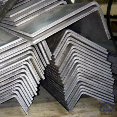 Уголок стальной неравнополочный 100х80х4 мм ст. 3сп/3пс ГОСТ 8510-93 купить  в Магнитогорске